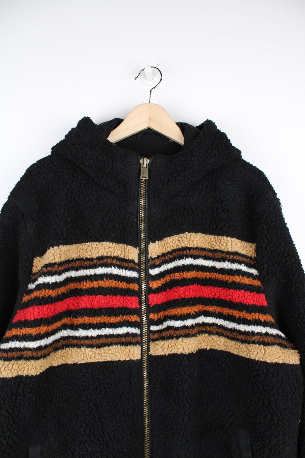 Modern Pendleton black Sherpa fleece with hood and full zip to close. Features vertical stripe across the chest in cream, brown and red. good condition  Size in Label:   Mens XL