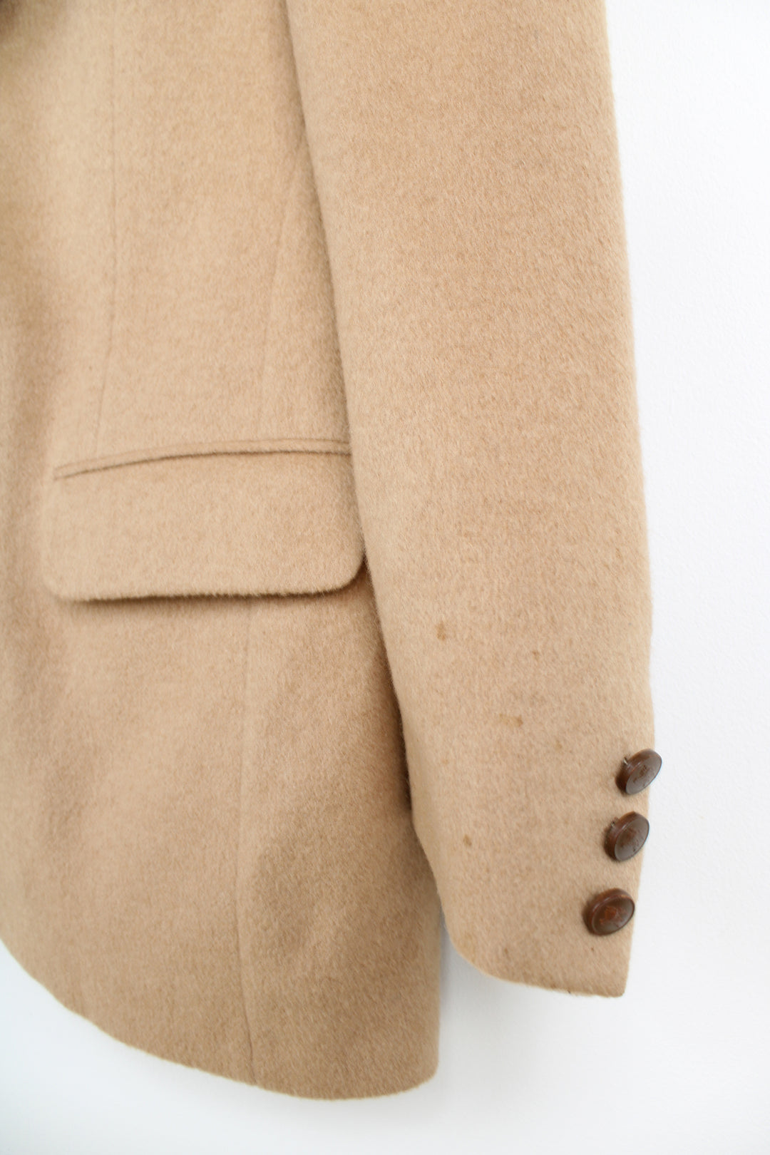 Vintage Burberry 100% pure camel hair blazer with Burberry themed satin lining