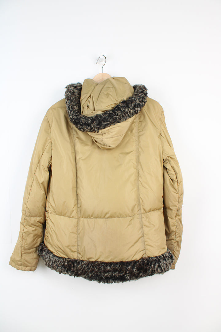 Aquascutum golden / tan puffer jacket with Aquascutum print lining and faux fur trim