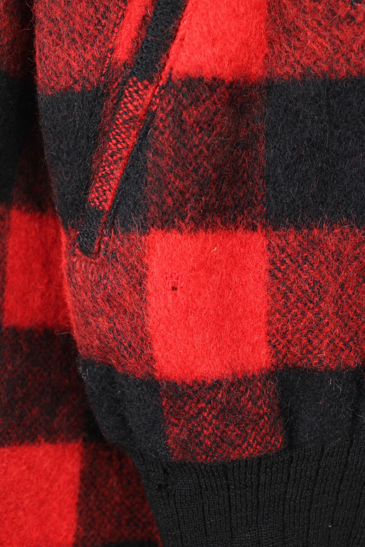 Vintage 60s/70s Windward Outdoor clothing zip through wool jacket in red and black check with double pockets and elasticated waistband.