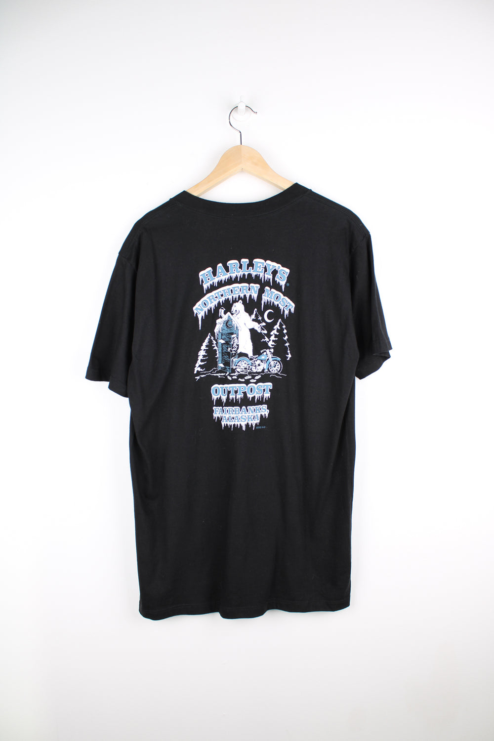 Vintage 1990s Harley Davidson black t-shirt with Spirit of Harley Davidson wolf design on the front and Fairbanks Alaska design on the back.  good condition Size in Label: Mens L- measures like M