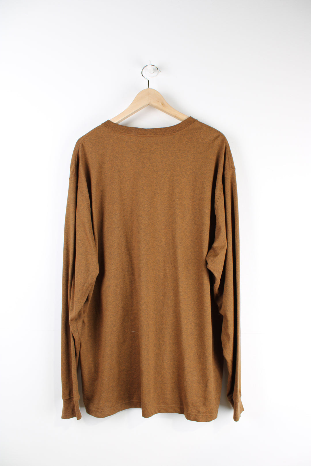 Carhartt long sleeved t-shirt in brown with branded chest pocket.