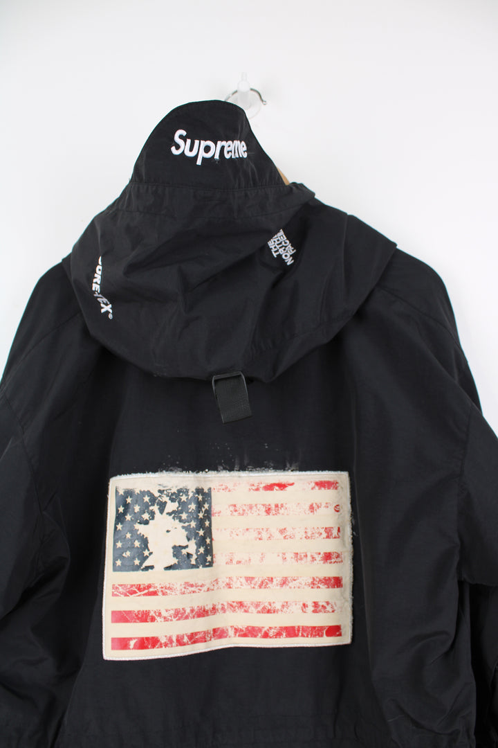 Supreme x The North Face Trans Antarctica expedition pullover jackets, features decorative patches featuring the US flag