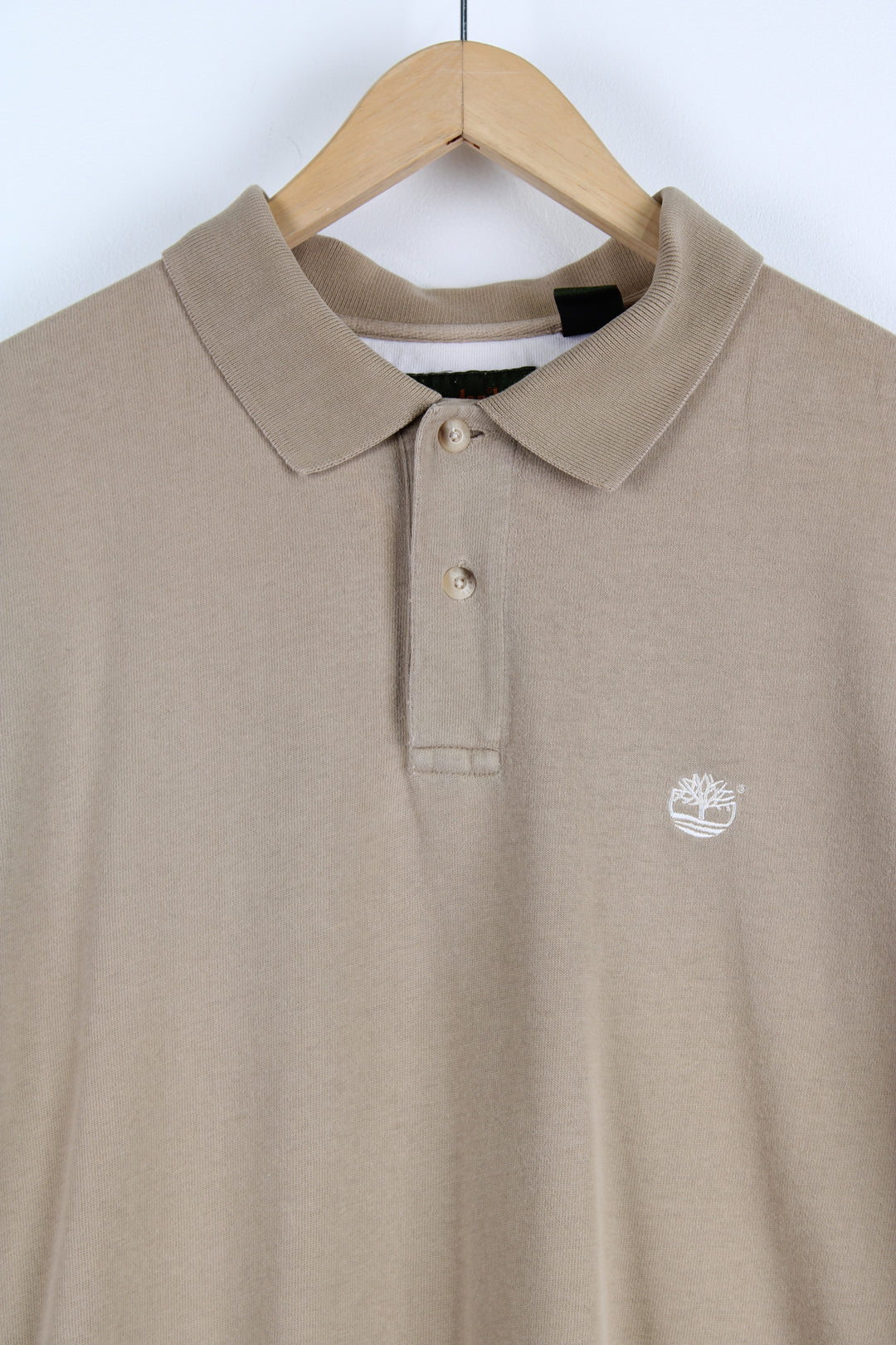 Vintage Timberland long sleeved tanned polo shirt with embroidered logo on the chest. 