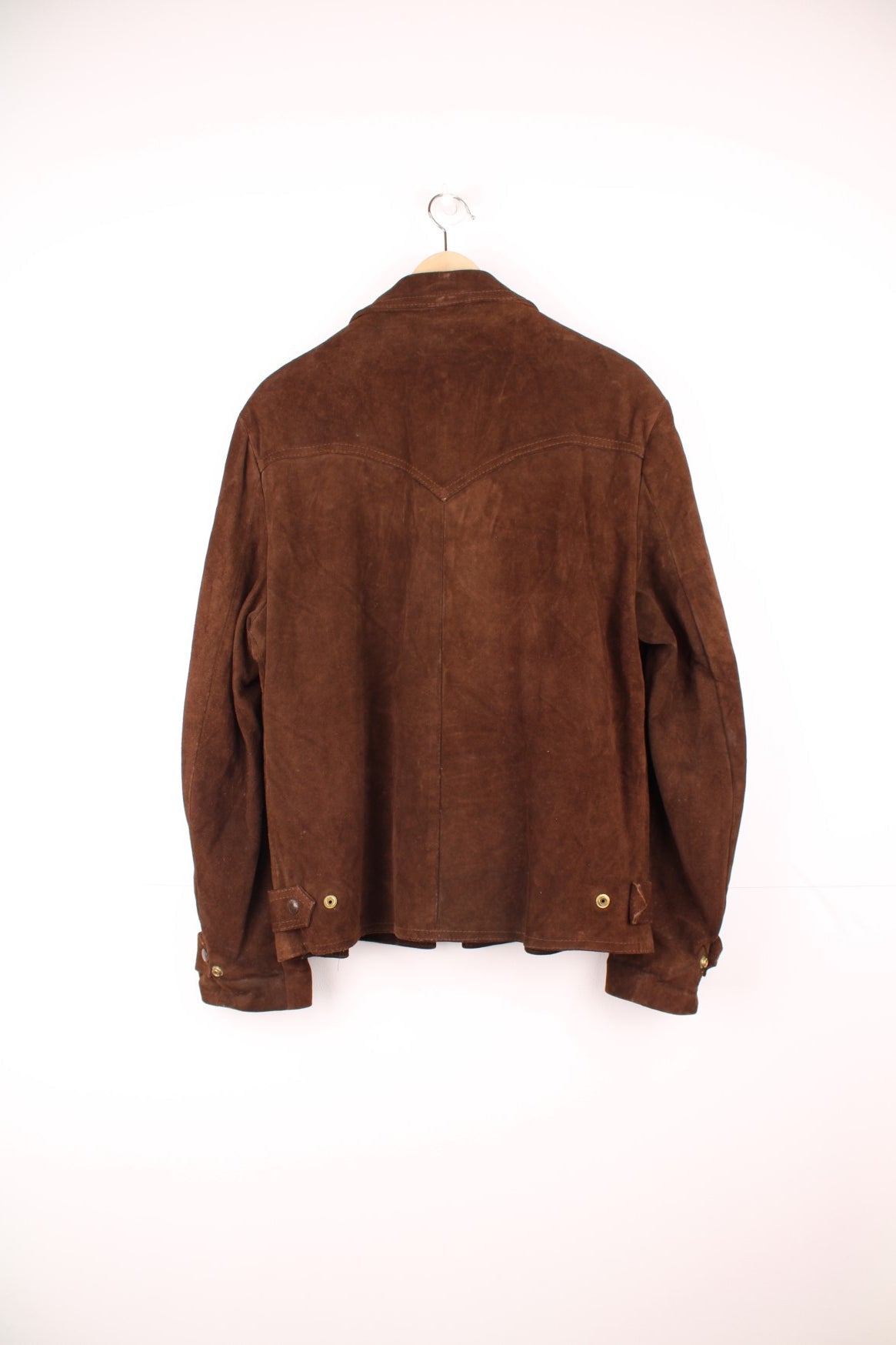 Brown suede western dagger collar jacket with snap closure and two pockets