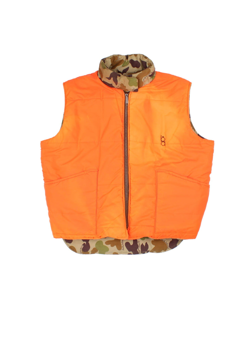 Vintage Reversible Camo Gilet Jacket in either a brown and green camo or orange colourway options. Zips up and has side pockets, insulated lining, and has a embroidered logo on the front.