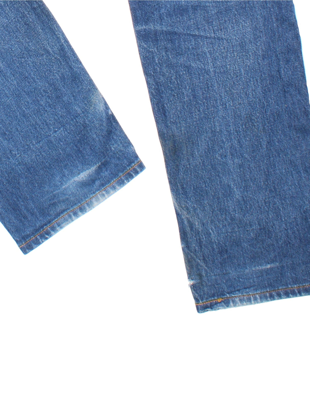 Levi Strauss 501 Jeans in blue colourway with multiple pockets and the logo tab embroidered on the back.