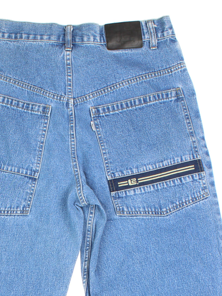 Y2K Levi Strauss L2 Baggy Jeans in blue colourway with multiple pockets and the logo embroidered on the back.