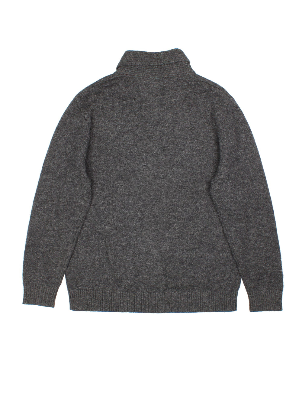 Pendleton Jumper in a grey colourway. Button up neckline and ribbed cuffed hems.