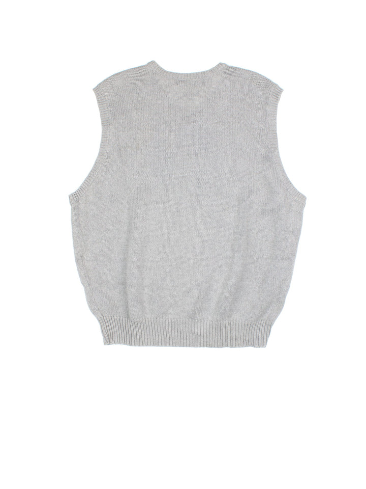 Ralph Lauren Sweater Vest in a grey colourway. V neckine with embroidered logo on front.