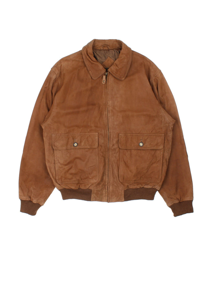 Vintage Leather Bomber Jacket in a brown colourway. Full zip with double button pockets on the front and cuffed hem. 