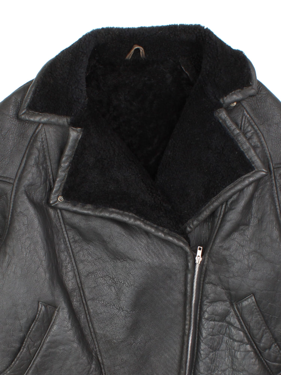 Vintage Leather Shearling Aviator Jacket in a black colourway. Zip up with pockets on front, insulated shearling lining and large collar.