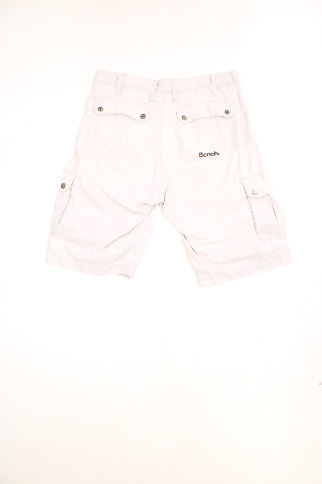 Vintage Y2K Bench Cargo Shorts in a off white plaid colourway, has multiple pockets and the logo embroidered on the front and back.