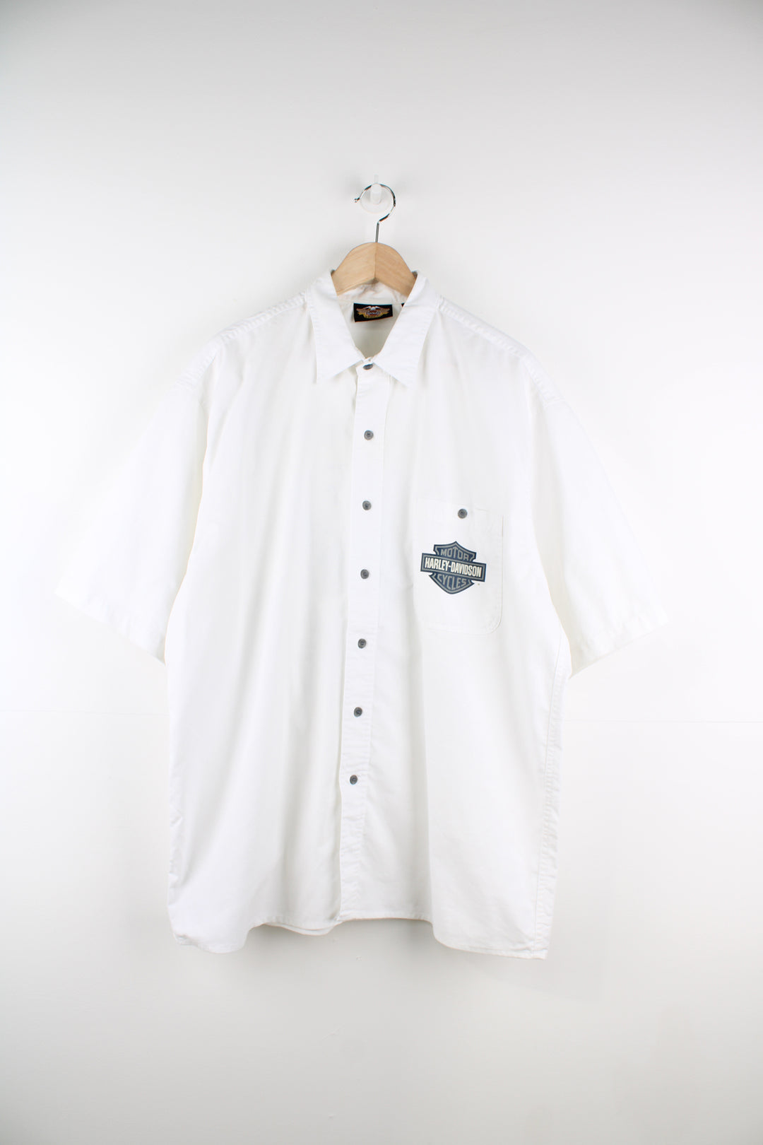 Harley-Davidson all white button up short sleeved shirt with printed vintage style photograph on the back