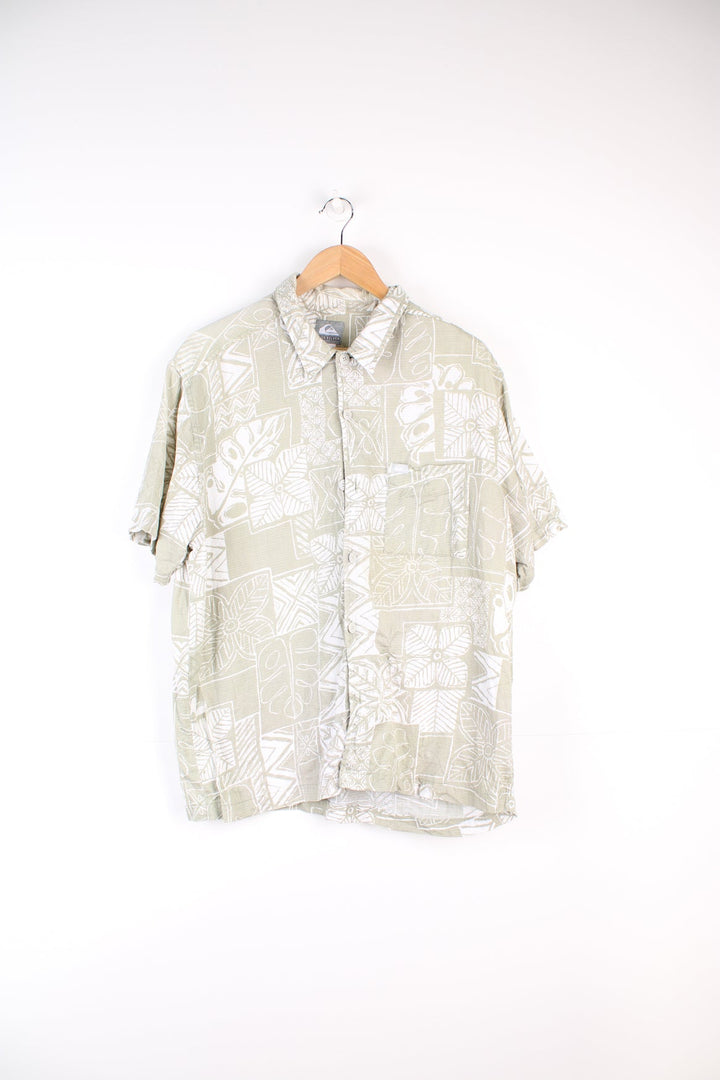 Quiksilver Hawaiian style shirt in sage green and white. Features chest pocket and embroidered logo. 