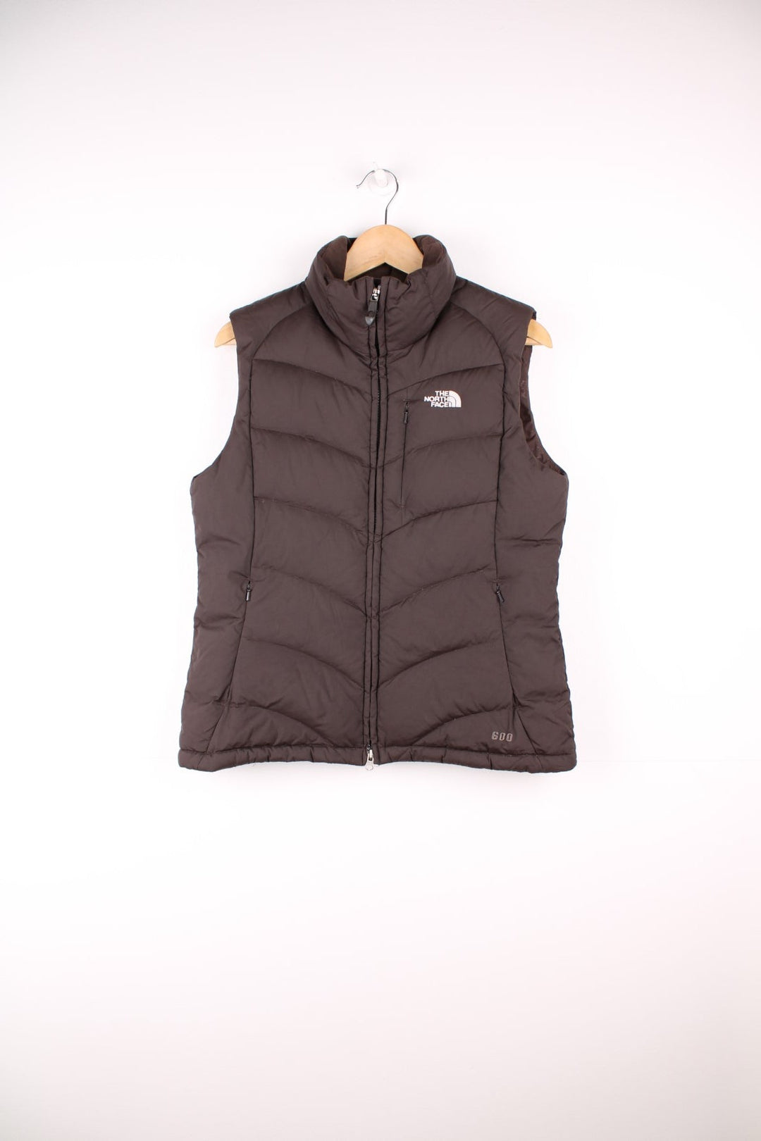 The North Face 600 brown double pocket gilet with embroidered logo on the front and back