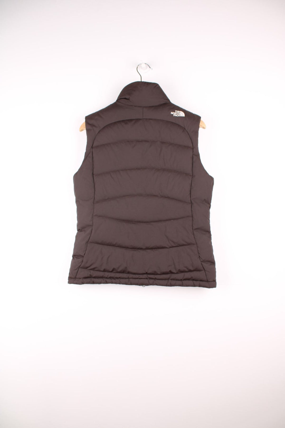 The North Face 600 brown double pocket gilet with embroidered logo on the front and back