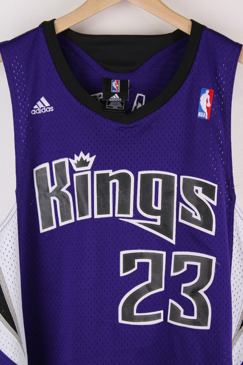 Vintage Sacramento Kings #23 Martin NBA jersey in purple with black and white accents and embroidered crown logos.