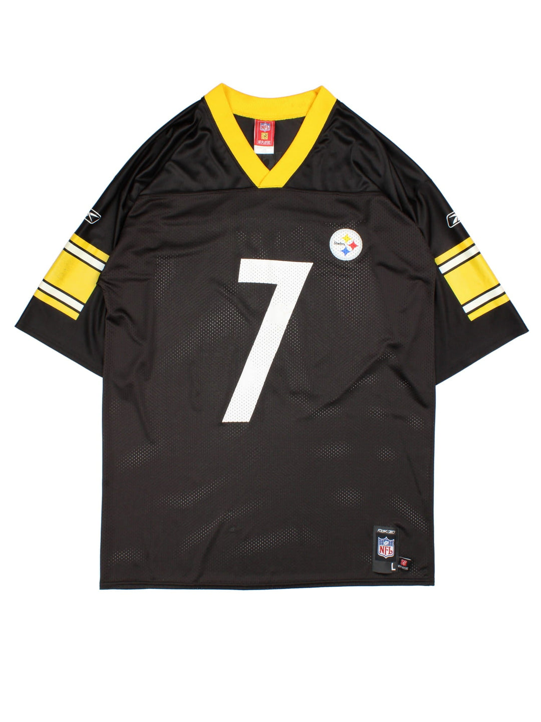 Pittsburgh Steelers Reebok NFL Jersey in the black home kit colourway, features number and badge on the front with player name ROETHLISBERGER #7 on back.