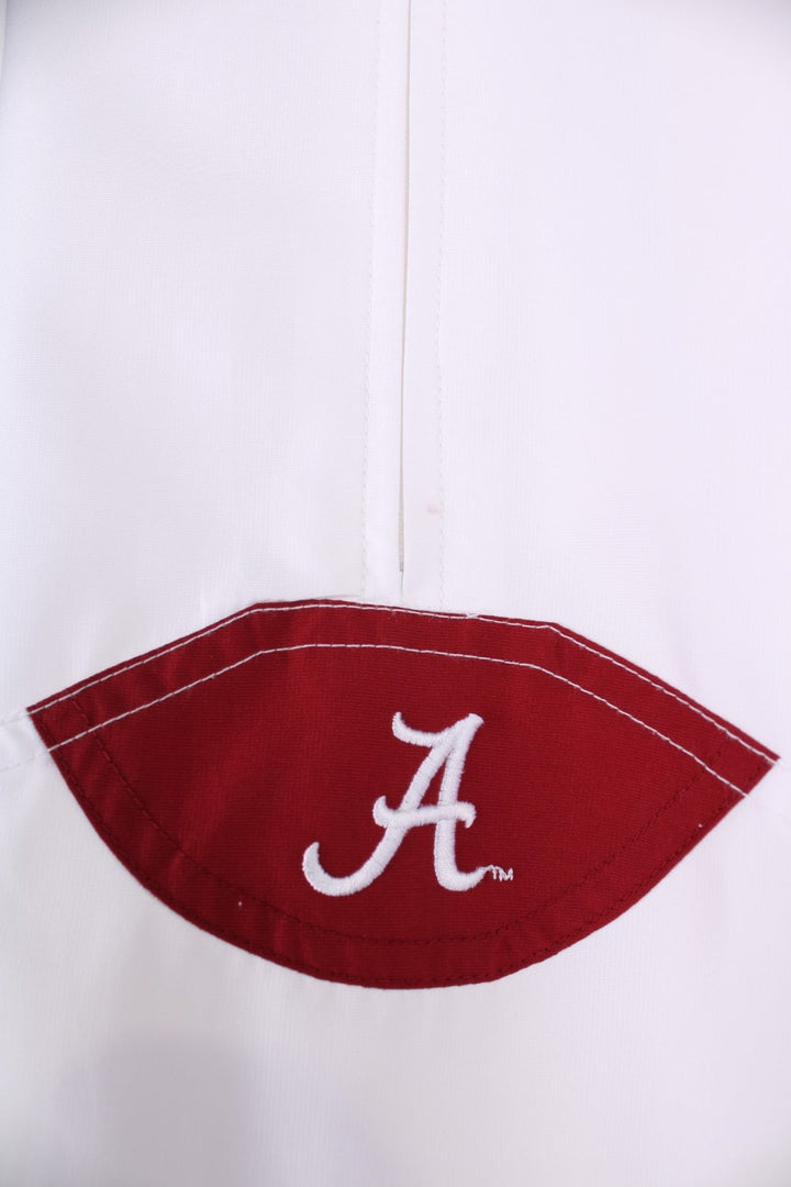 Alabama Crimson Tide  Windbreaker in a  colourway, quarter zip up and has a big pouch pocket, and the logos embroidered on the front.