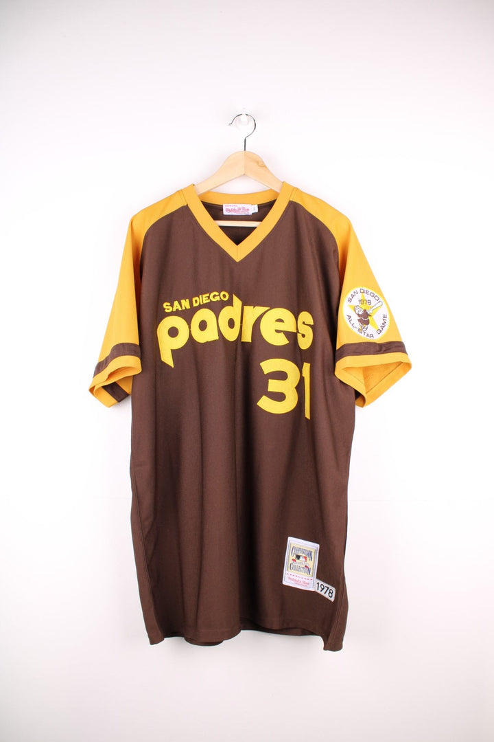 1978 San Diego Padres MLB Mitchell & Ness Jersey in brown with yellow accents, embroidered team logos on the front and sleeves and no.31 Winfield on the back.