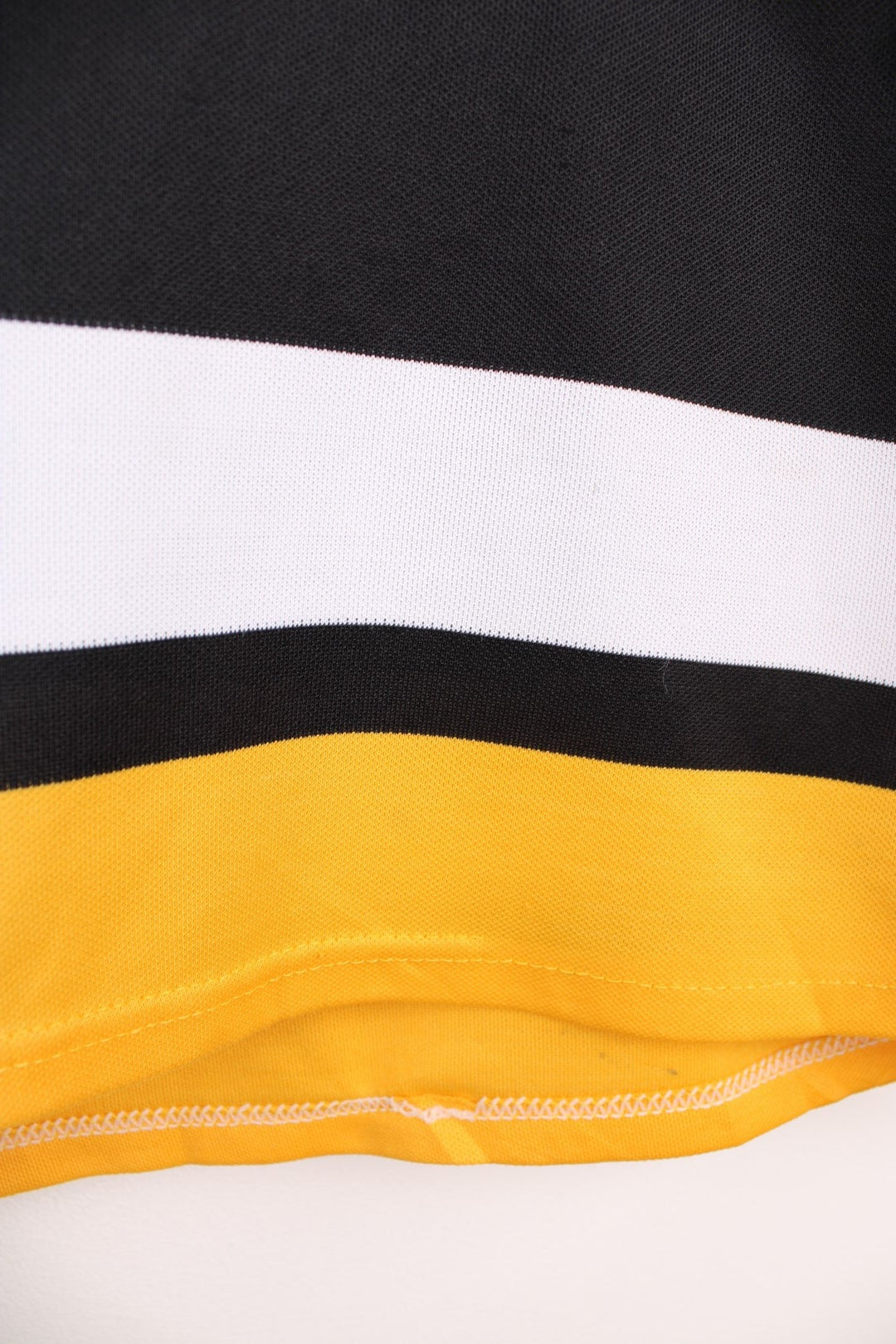 90s Pittsburgh Penguins CCM, NHL hockey jersey in a black, white and yellow colourway.