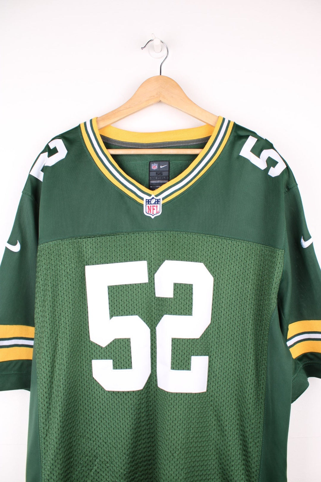 Nike Green Bay Packers, Mathews #52 NFL jersey. Features embroidered 52 on the front, back and sleeves. 