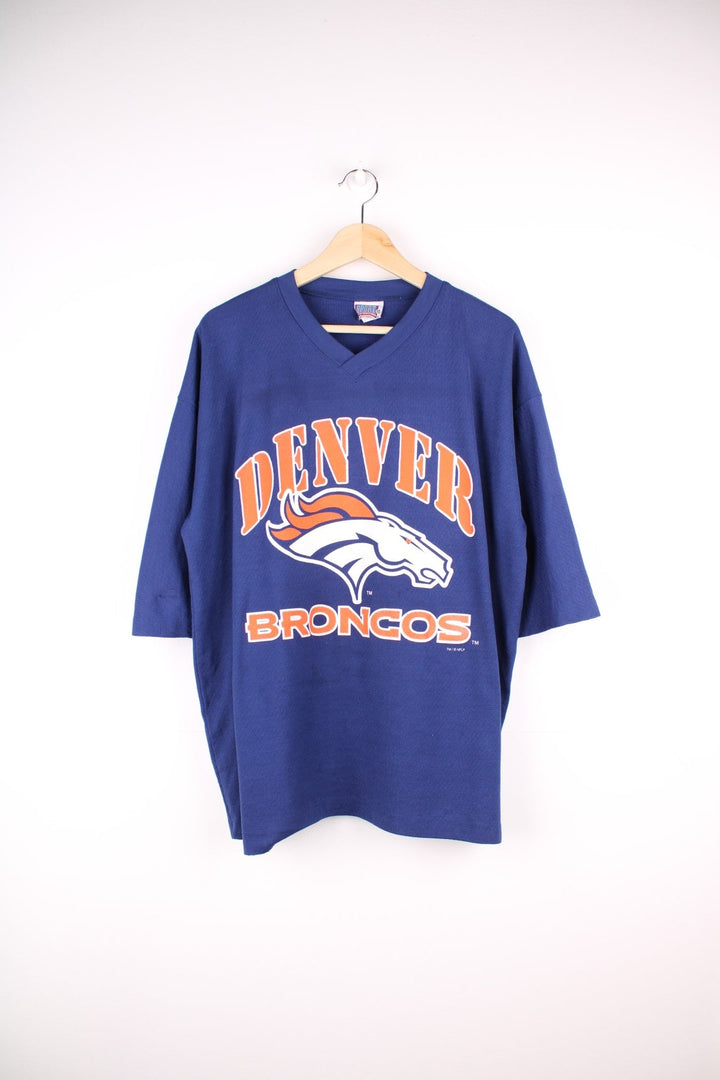 1998 Denver Broncos NFL jersey in blue with logo in orange on the front and no.30 Davis on the back.