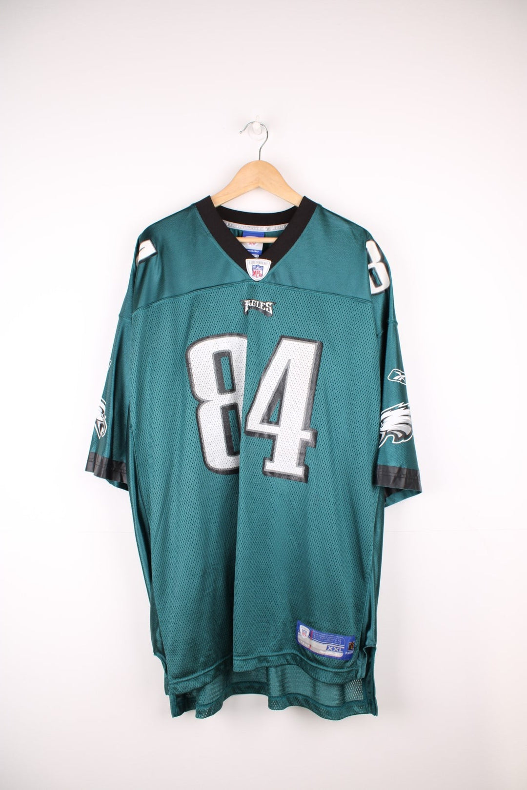 Reebok Philadelphia Eagles, Gasperson #84 NFL jersey. Features printed 84 on the front and back, and both logos on the sleeves.