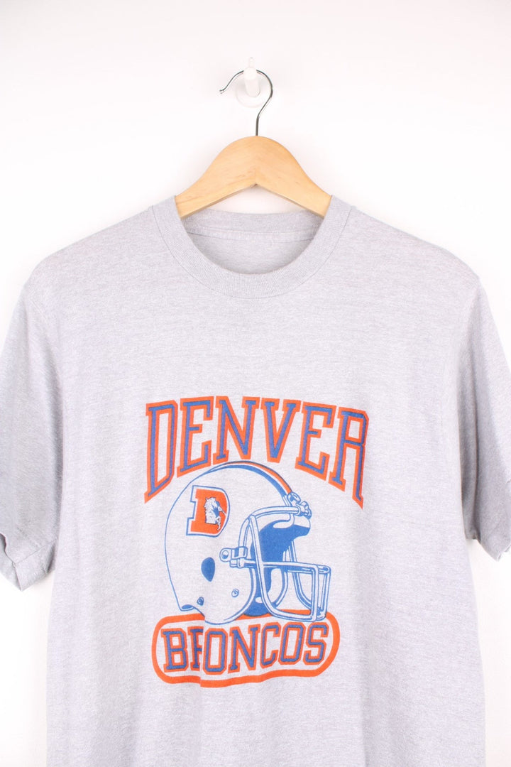 80's Denver Broncos NFL Single Stitch T-Shirt in a grey colourway with the logo and spell out printed on the front. 