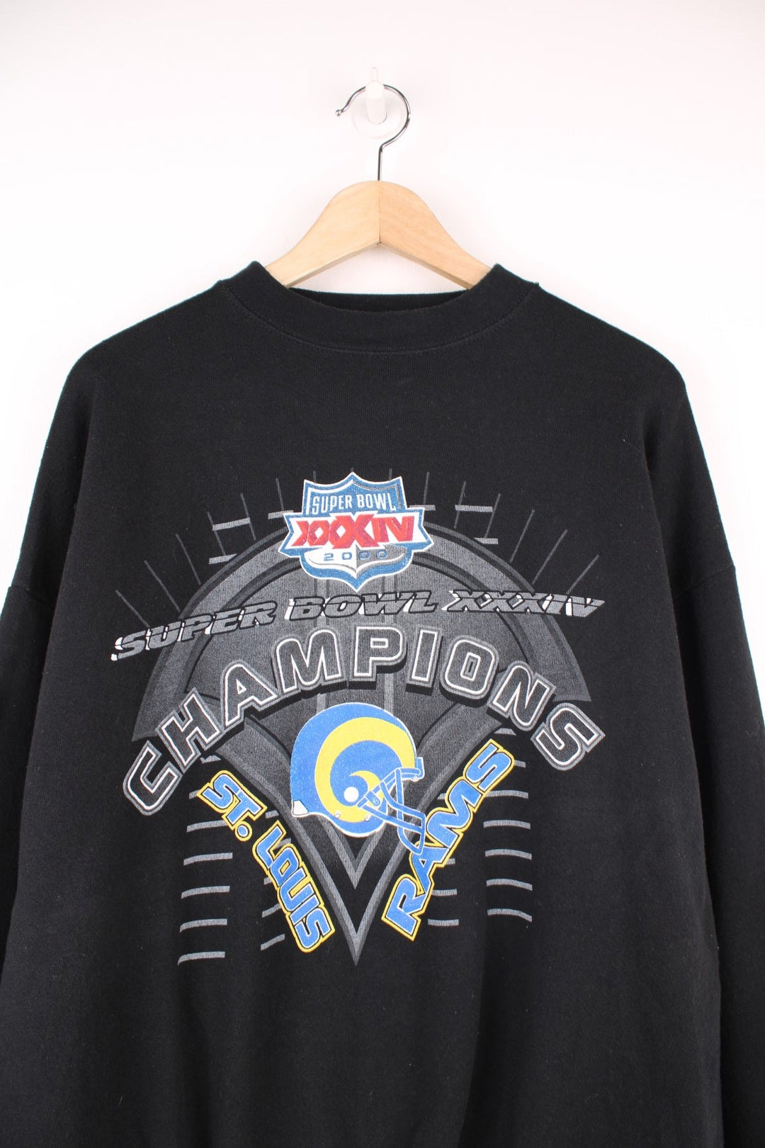 St. Louis Rams crew neck sweatshirt with large graphic print on the front.