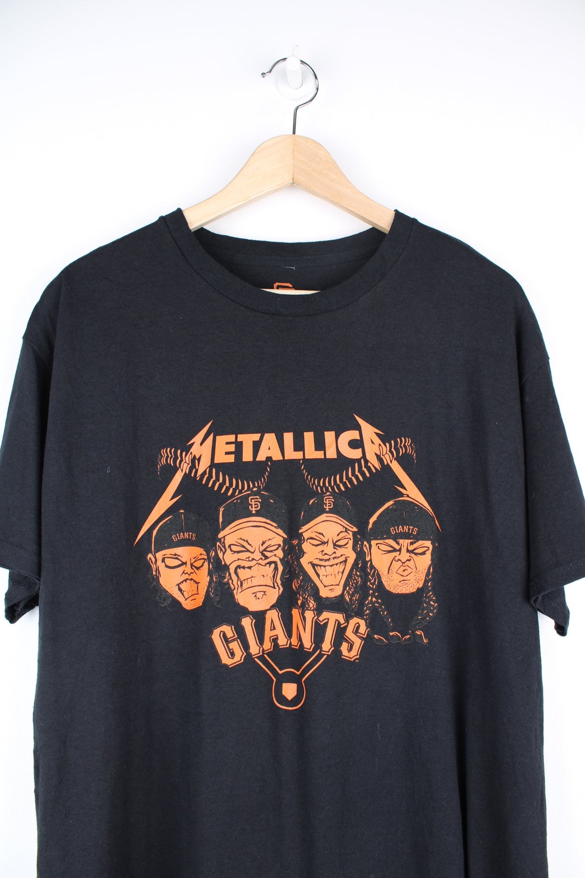 Metallica San Francisco Giants SF T-Shirt in black and orange.