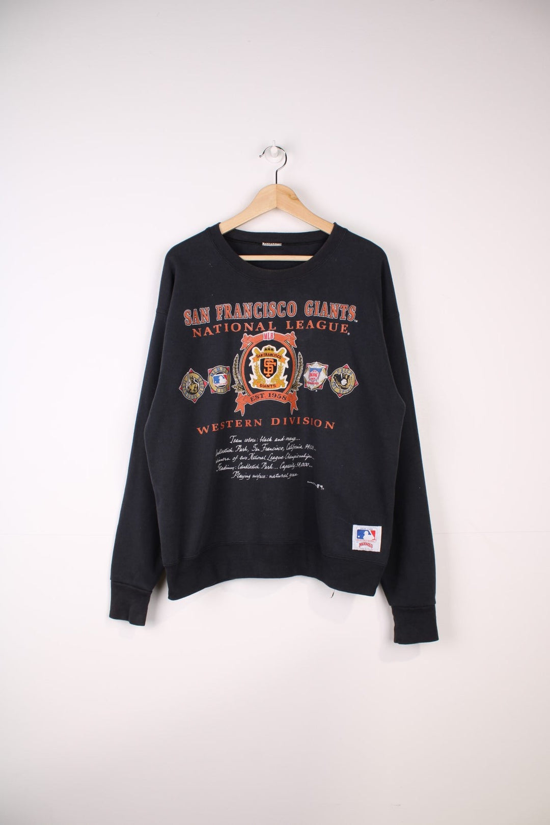 Vintage 1991 San Francisco Giants MLB Sweatshirt in a black colourway with the team logo and spell out printed on front.