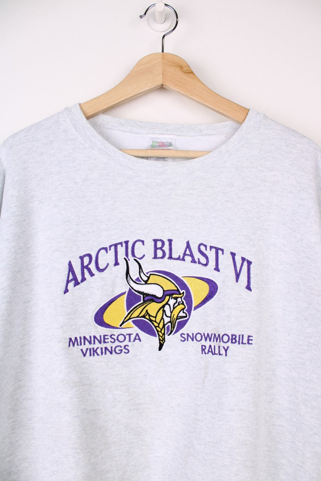  Minnesota Vikings Arctic Blast Sweatshirt in a  colourway with the logo and spell out embroidered across the front.