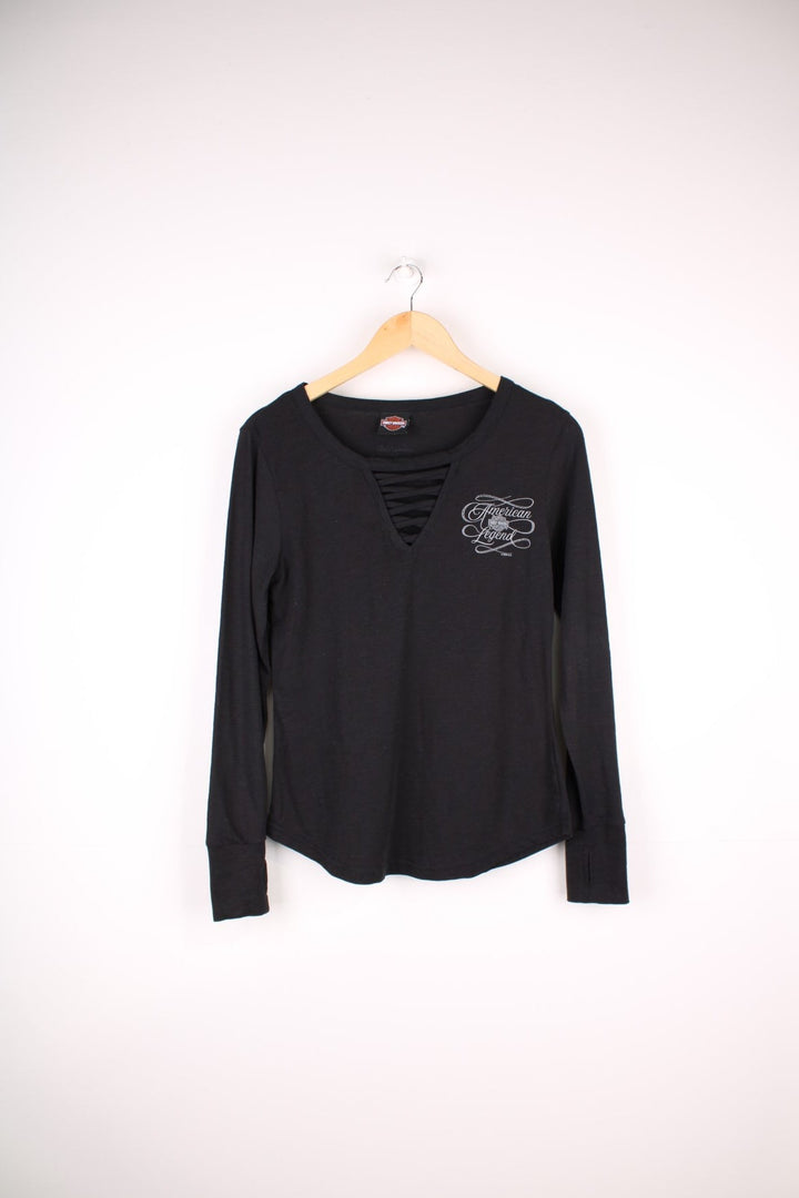 Harley-Davidson Y2K Longsleeve Top in a black colourway with the spell out logo printed on the front and back.