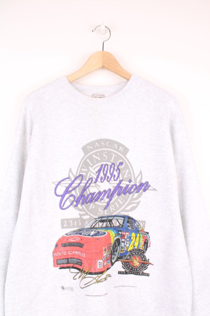 1997 Nascar Winston Cup Championship Sweatshirt in a grey colourway, has the championship spell out and car printed on the front, as well as all the tour dates on the back.