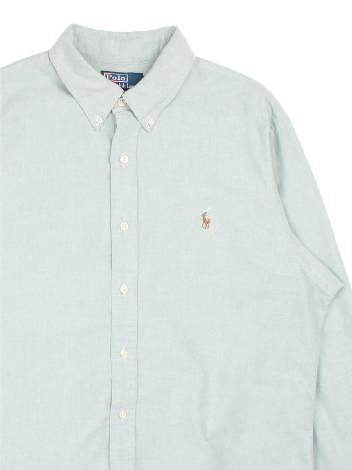 Ralph Lauren Shirt in a green colourway, button up with the contrast logo embroidered on the front.