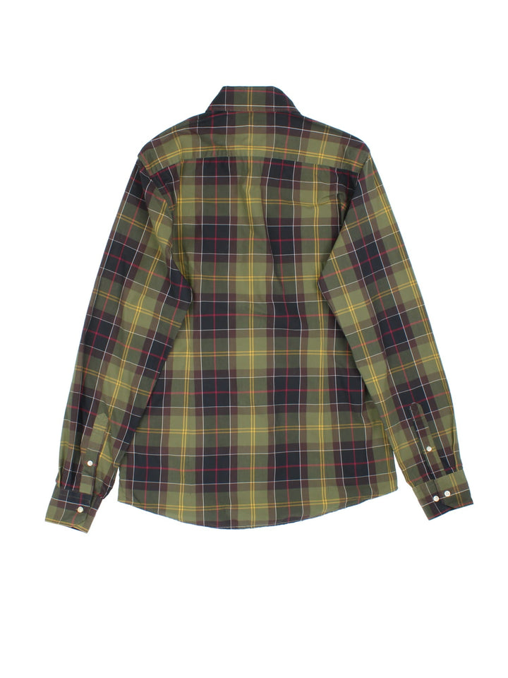 Barbour Kippford Shirt in a green colourway, button up with the logo embroidered on the front.