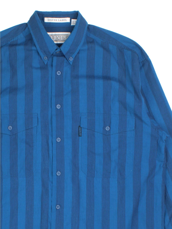 Levi Strauss Silver Label Shirt in a blue stripe colourway, button up with the logo tab on left pocket.