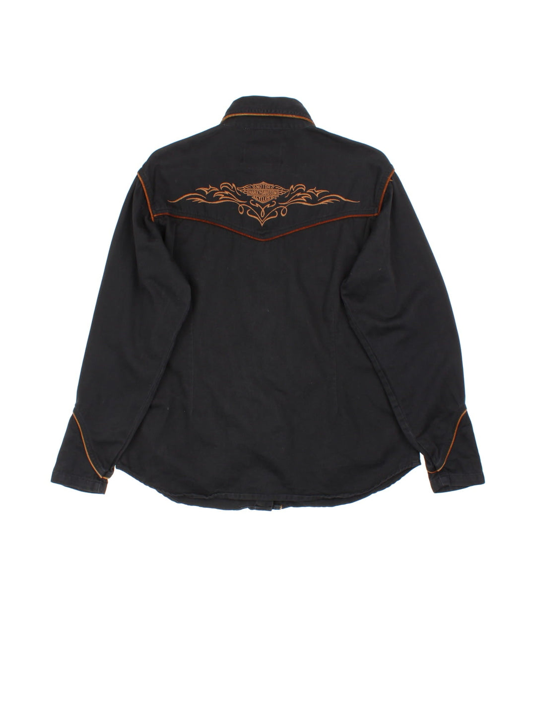 Harley-Davidson Western Shirt in a black colourway with brown detailing. button up with buttoned cuffs and embroidered logo on the back.