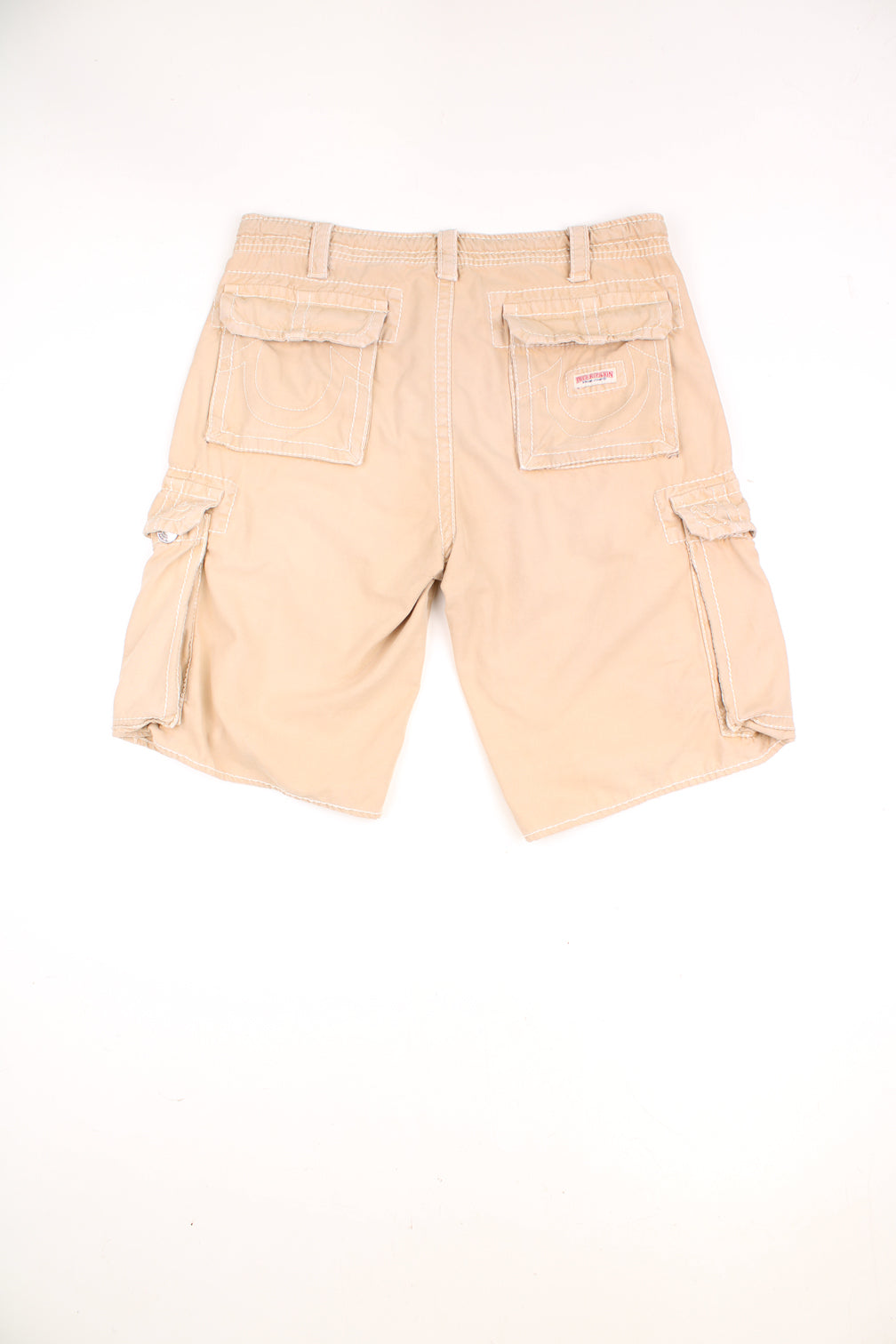 True Religion sandy coloured cotton cargo short with white contrast stitching and large pockets