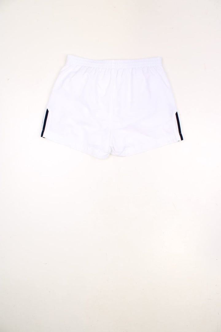 Adidas Short in a white colourway with blue stripes going down the sides, has an adjustable waist, side pockets, and the logo embroidered on the front. 