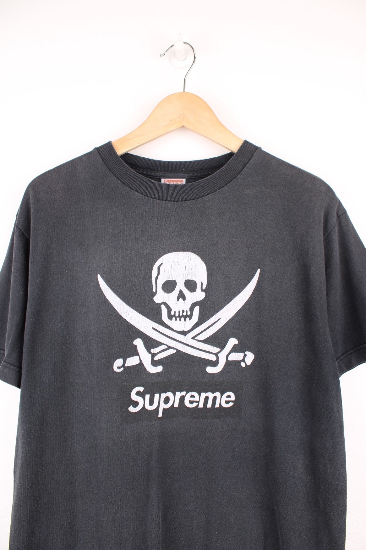 Supreme X Neighborhood Box Logo Pirate Skull T-Shirt.