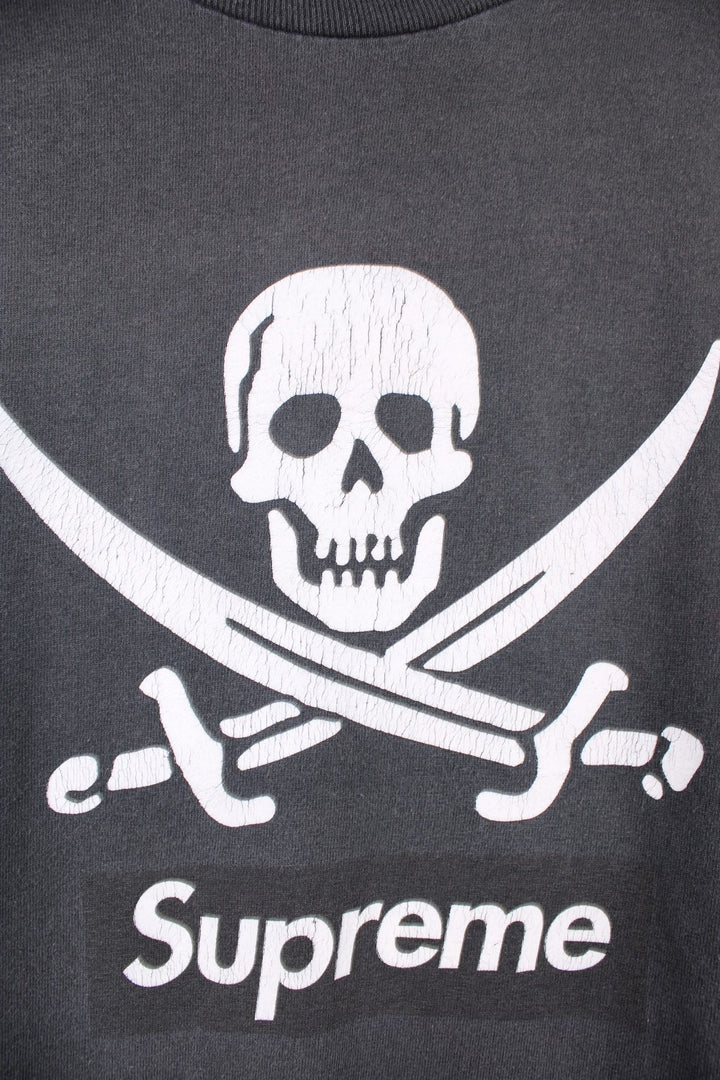 Supreme X Neighborhood Box Logo Pirate Skull T-Shirt.