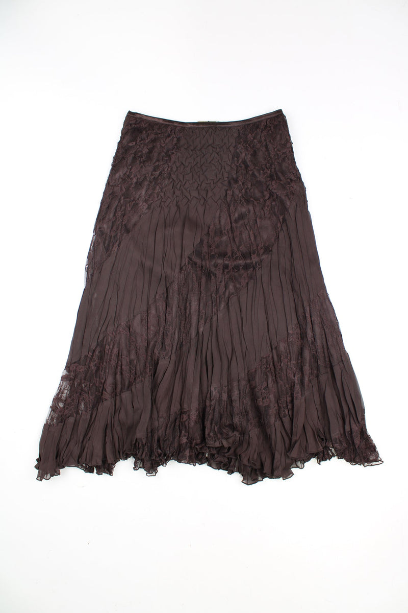 Bohemian style brown pleated maxi skirt with lace detailing