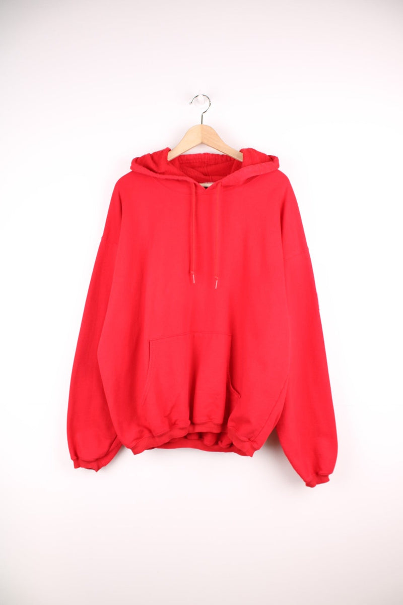 Vintage Marlboro red hoodie with embroidered badge on the sleeve.