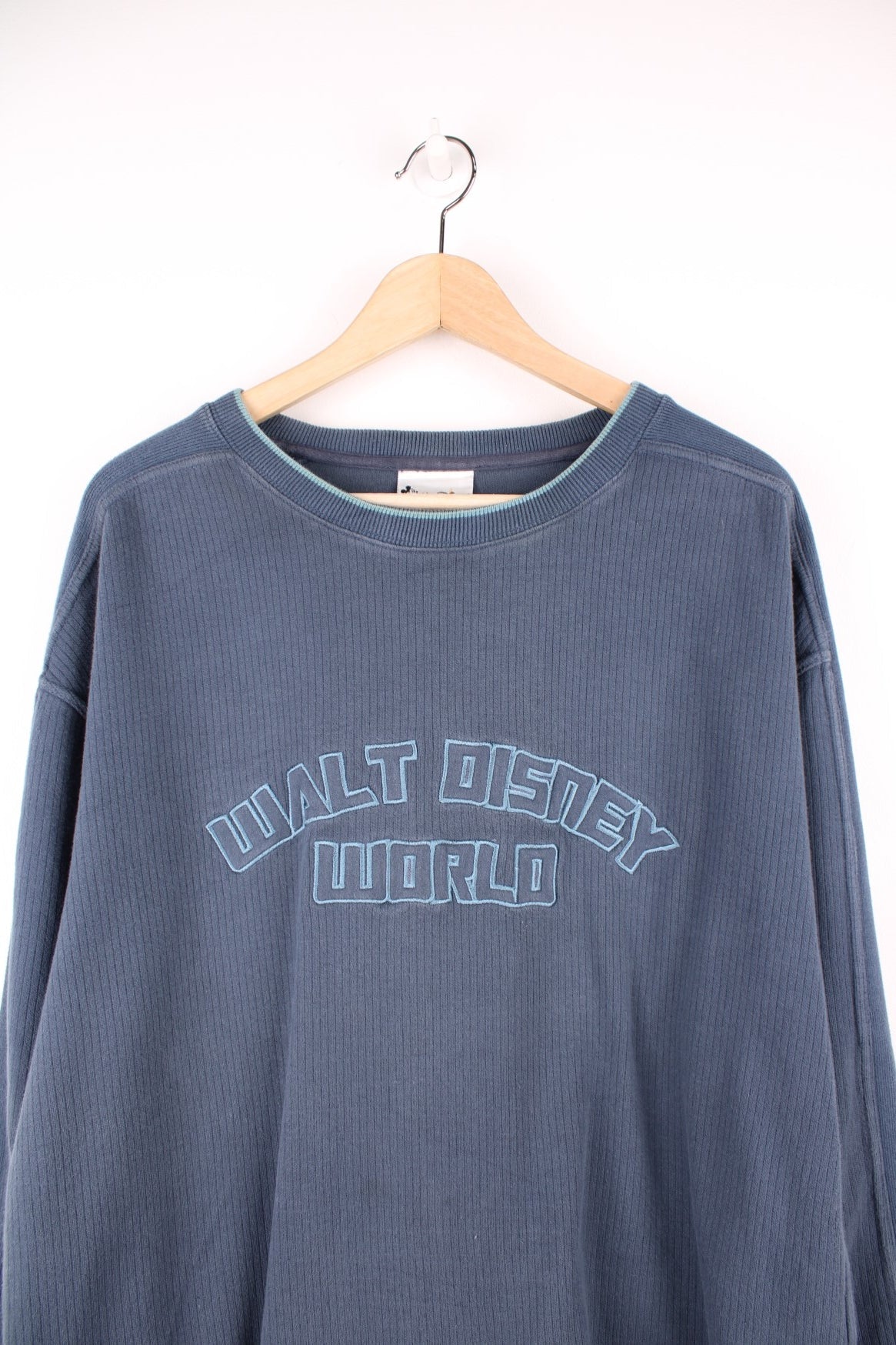 90s Walt Disney World ribbed sweatshirt with embroidered spell out logo across the chest.