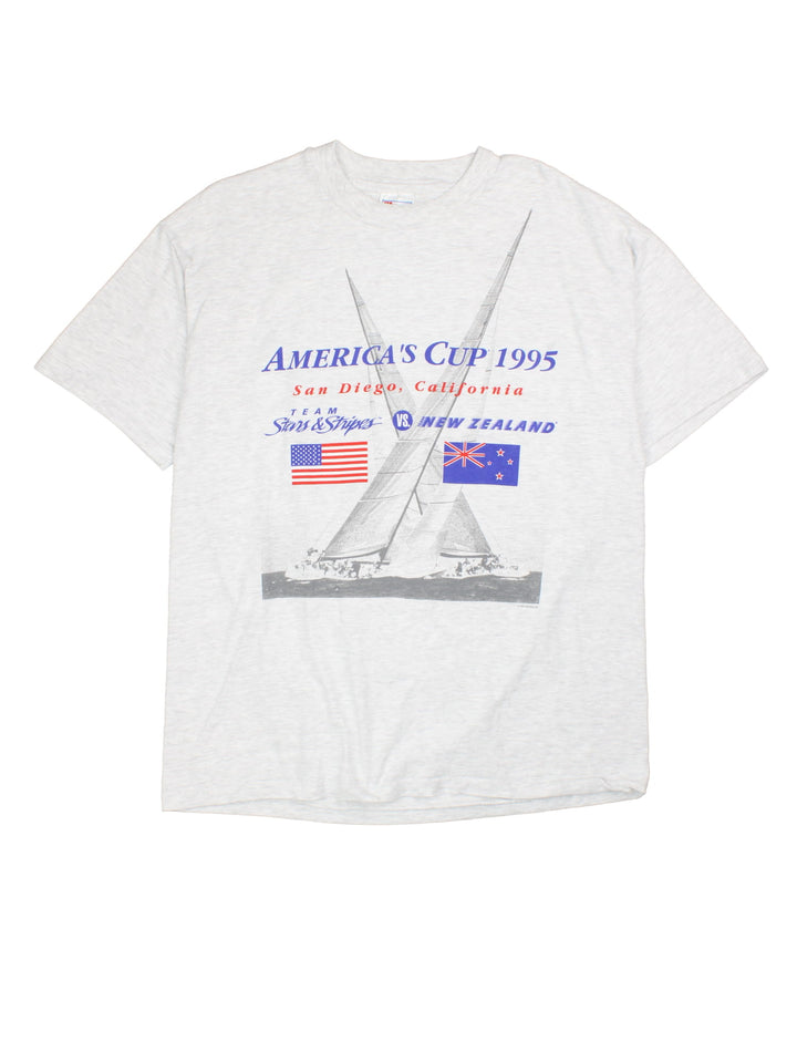 Vintage 1995 America's Cup, single stitch graphic t-shirt in a grey colourway, graphic printed on front.