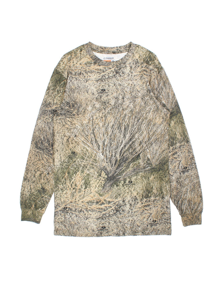 Vintage Mossy Oak Camo T-Shirt in a green colourway with long sleeves and camo print.