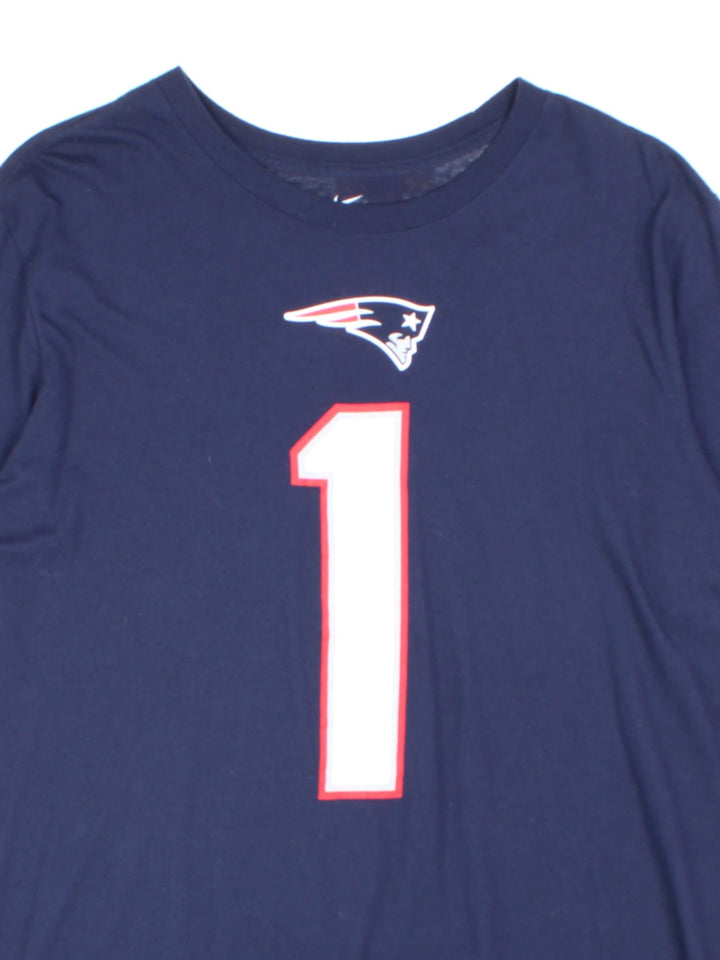 Nike New England Patriots NFL T-Shirt in a blue colourway with the team logo printed on the front and has Newton number 1 on the back.